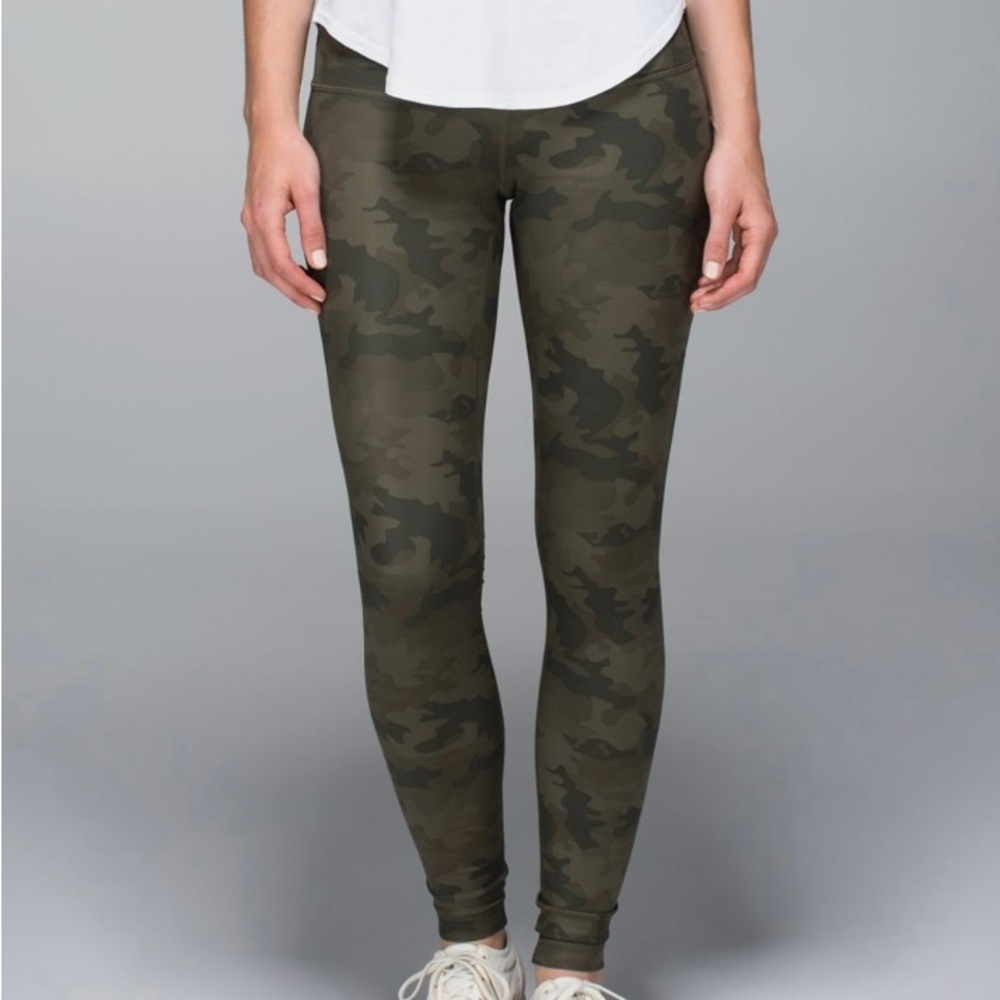 Lululemon Wunder Under Crop 21In Luxtreme Savasana Camo 20cm Fatigue Green